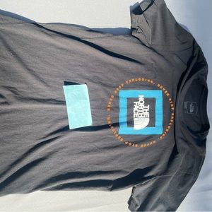 The North Face “Box” T-Shirt Black Multi-Color *NEVER WORN*